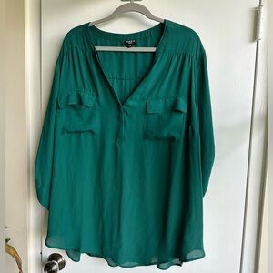 Torrid Harper 3/4 sleeve top Green.